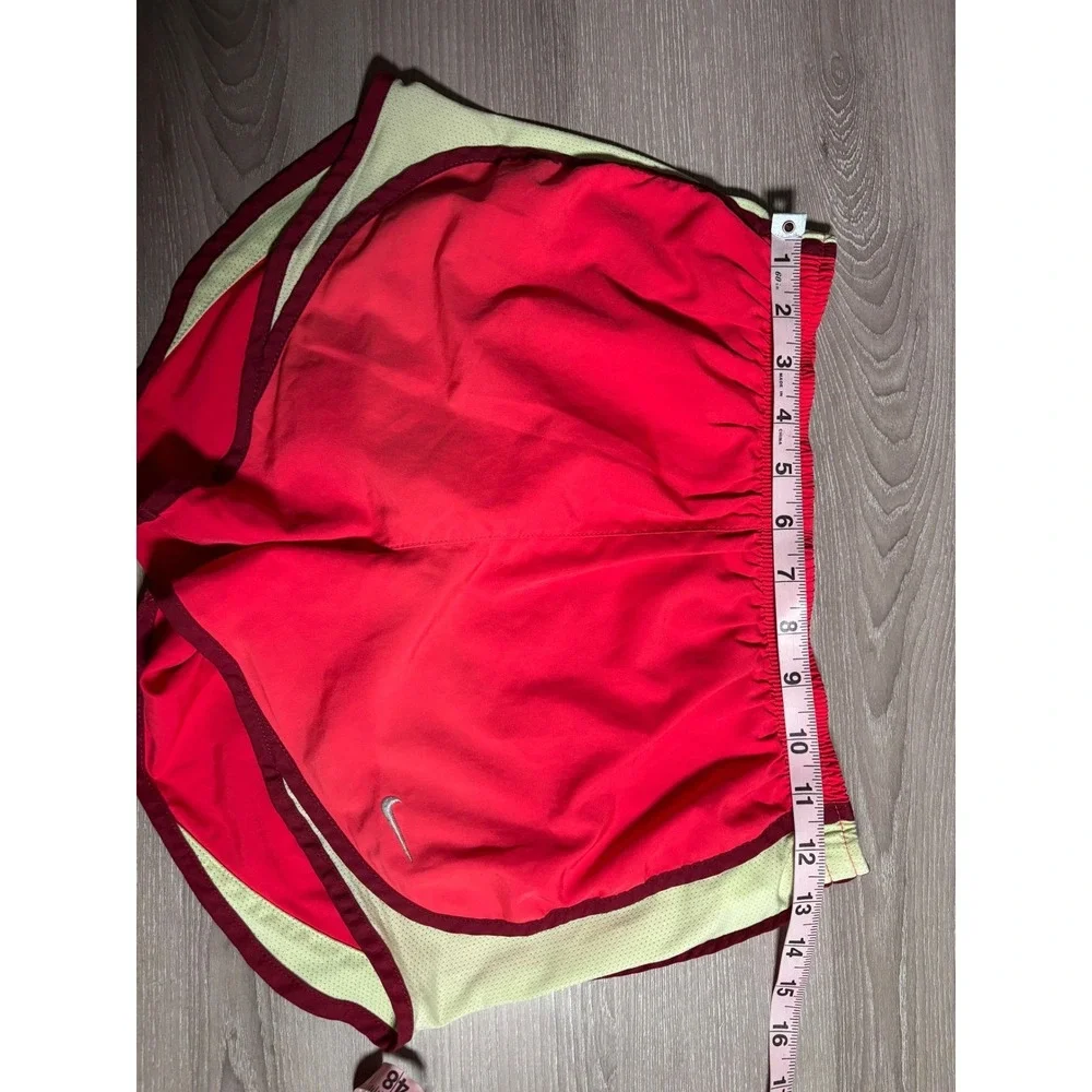 Nike Dri-FIT XS Tempo Running Shorts Womens Mesh Athletic Training Activewear
